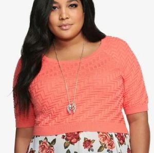 💙 $2/20 LIKE NEW Torrid Coral Semi-Crop Raglan Sleeve Chevron Knit Sweater Sz 1
